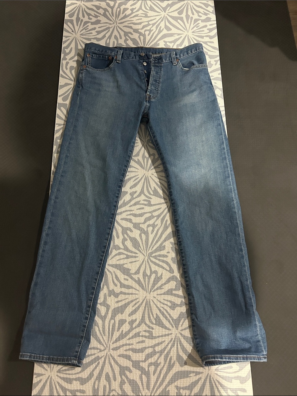 Levi's Men's Straight Fit Blue Denim Jeans